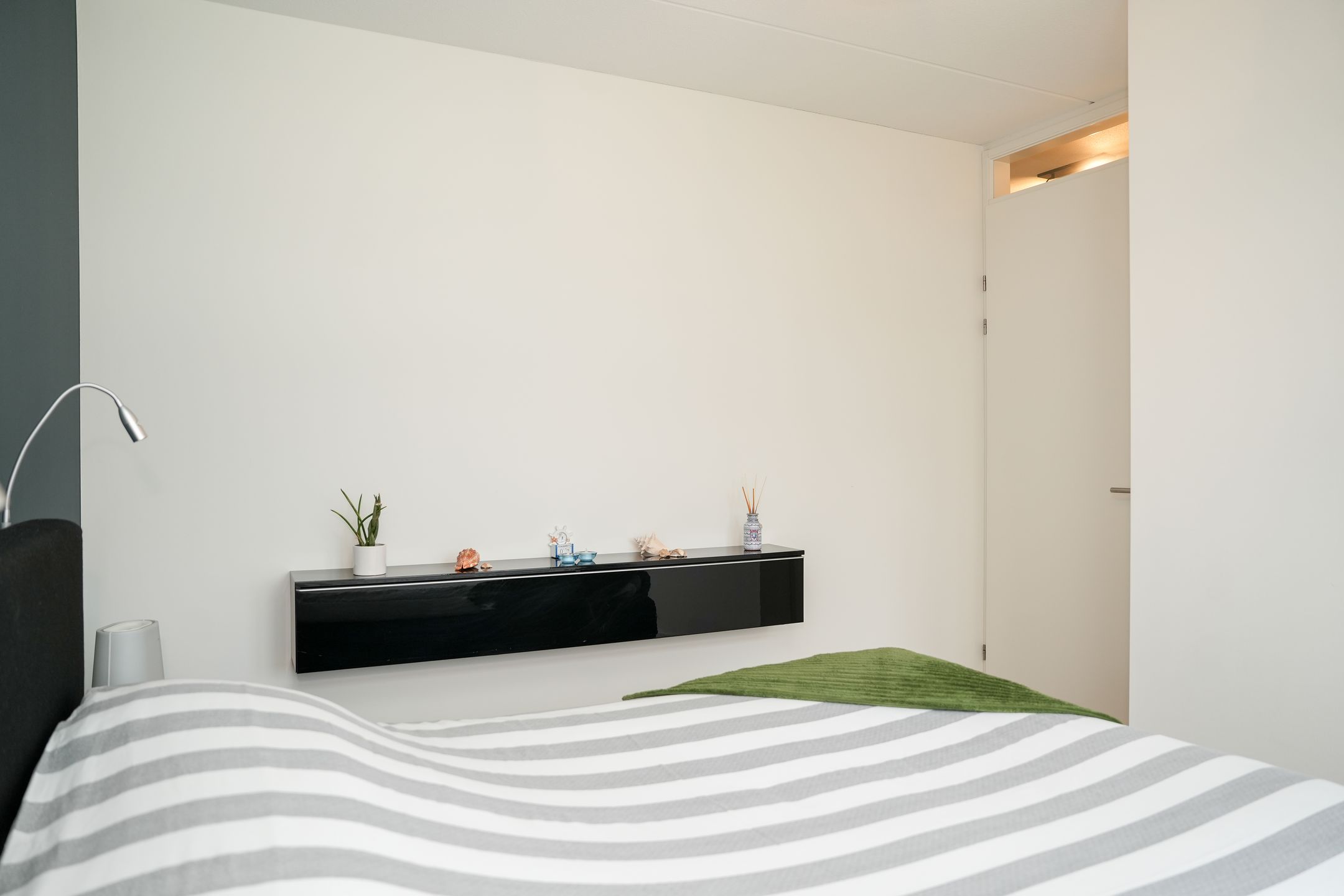 Foto 24 van Tinbergenplantsoen 49