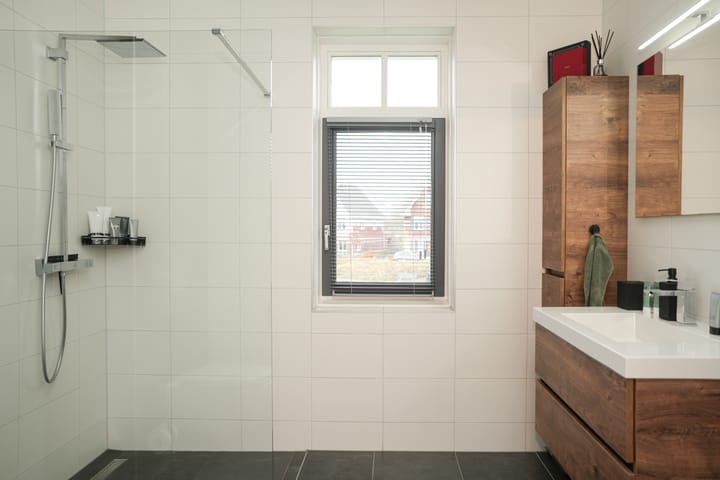 Foto 26 van Tinbergenplantsoen 49