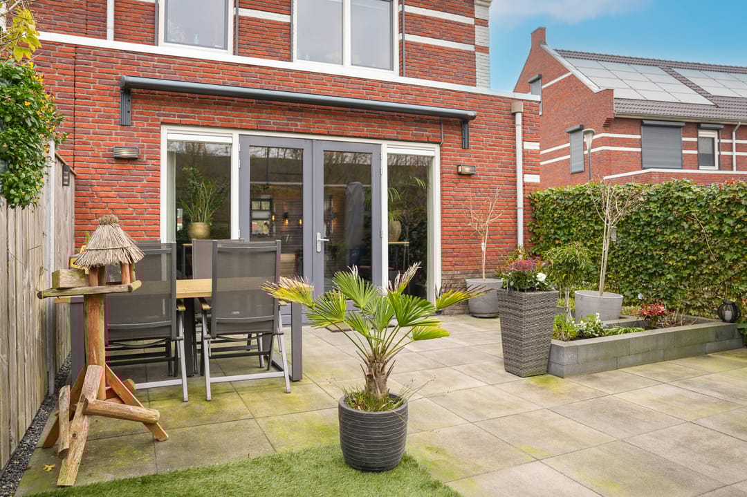 Foto 38 van Tinbergenplantsoen 49