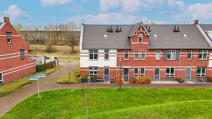 Foto 42 van Tinbergenplantsoen 49