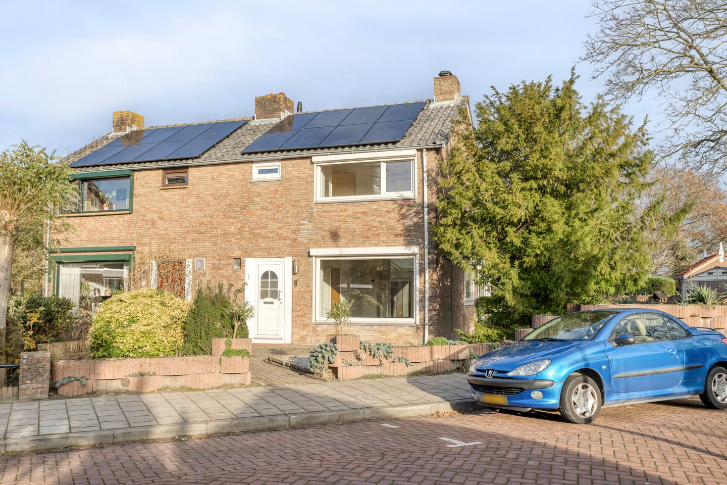 Foto 1 van Van der Helstlaan 3