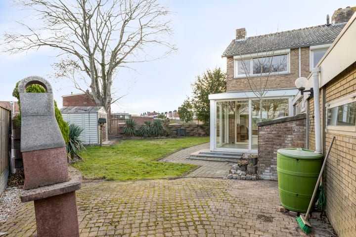 Foto 35 van Van der Helstlaan 3