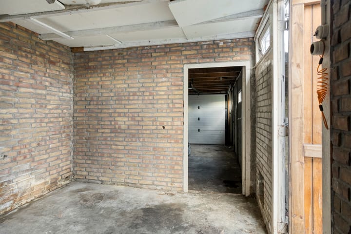 Foto 36 van Van der Helstlaan 3