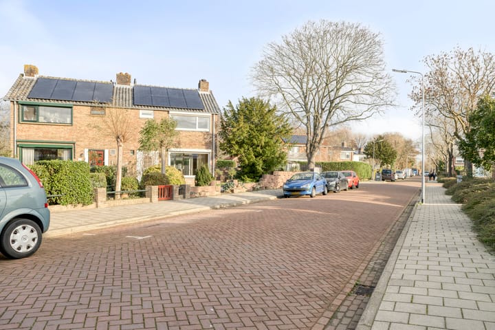 Foto 41 van Van der Helstlaan 3