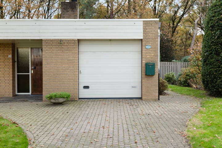 Photo 35 of Gemmadal 14