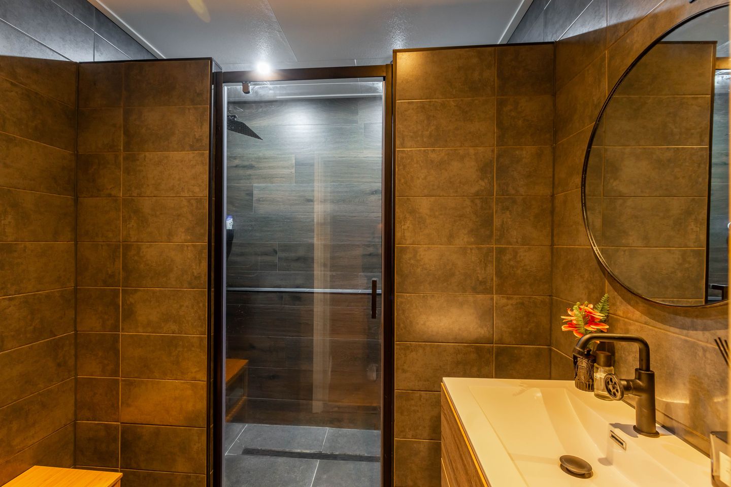 Foto 19 van Middenstraat 24