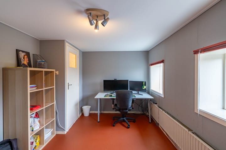 Photo 32 of Middenstraat 24