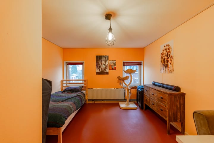 Photo 37 of Middenstraat 24