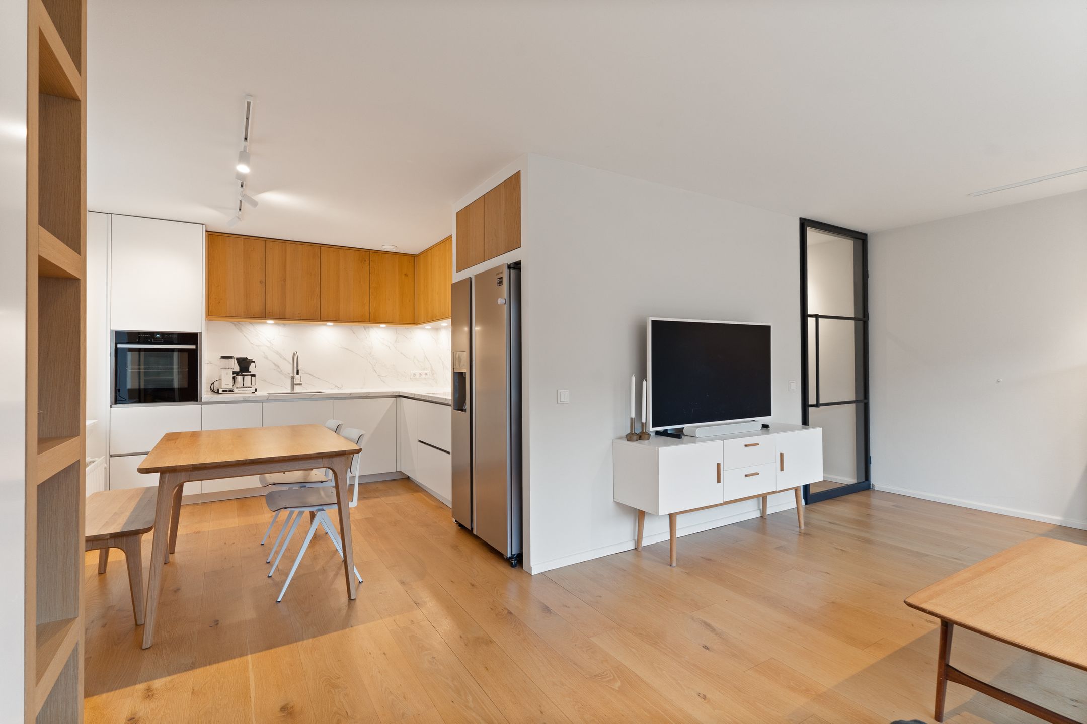 Foto 12 van Koerierstersplein 12