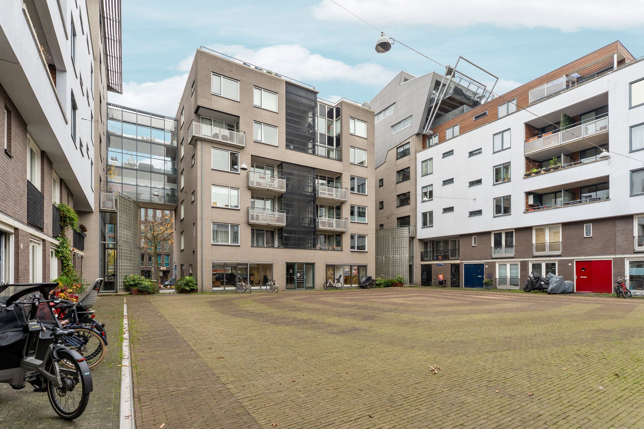 Foto 33 van Koerierstersplein 12