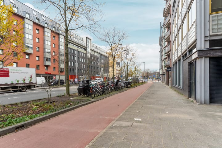 Foto 38 van Koerierstersplein 12