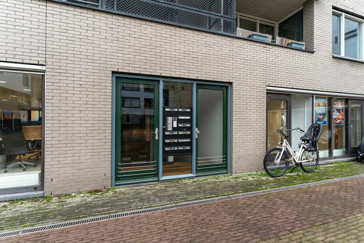 Foto 39 van Koerierstersplein 12