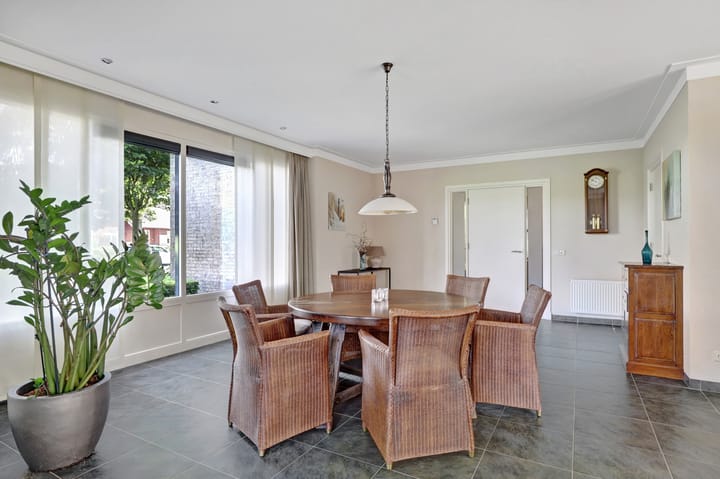 Photo 16 of Jan de Vriesstraat 8