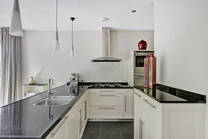 Photo 20 of Jan de Vriesstraat 8