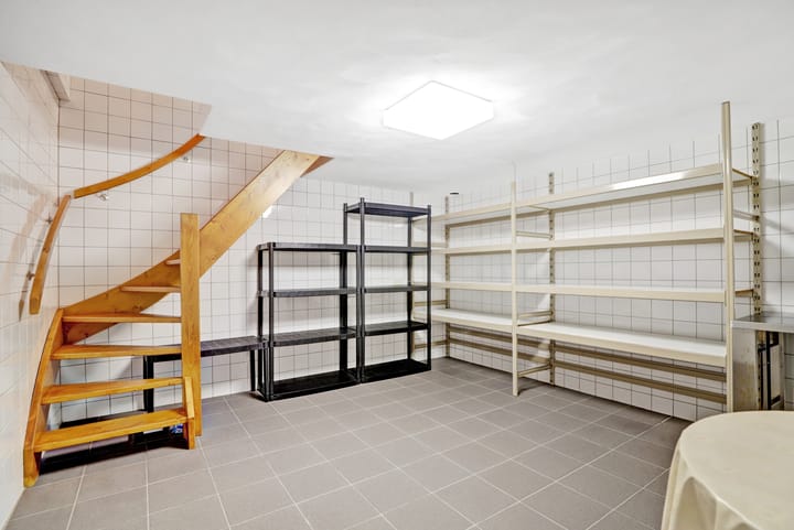 Photo 35 of Jan de Vriesstraat 8