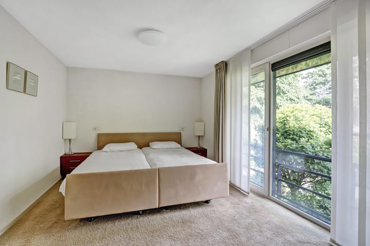 Photo 37 of Jan de Vriesstraat 8