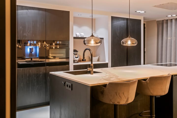 Foto 18 van Engelse Werklaan 5