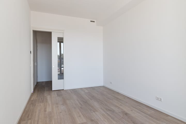 Foto 5 van C.T. Storklaan 275