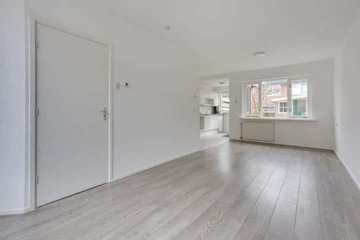 Photo 8 of 1e Nieuwstraat 35