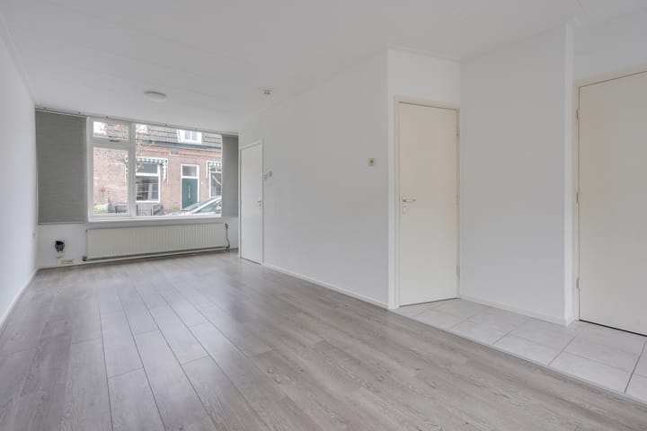 Photo 10 of 1e Nieuwstraat 35