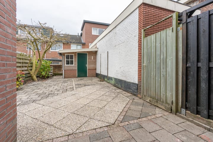 Photo 20 of 1e Nieuwstraat 35