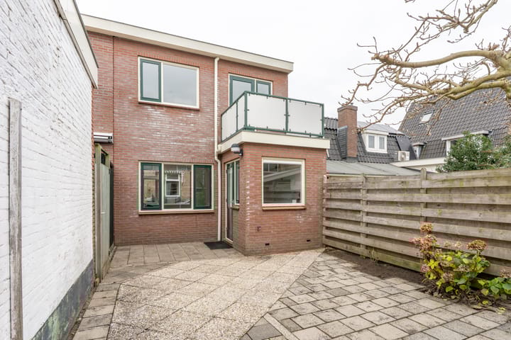 Photo 25 of 1e Nieuwstraat 35