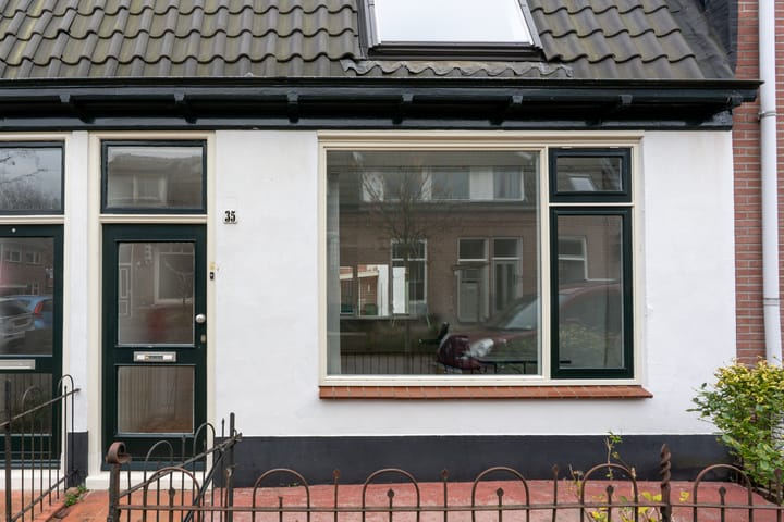 Photo 49 of 1e Nieuwstraat 35