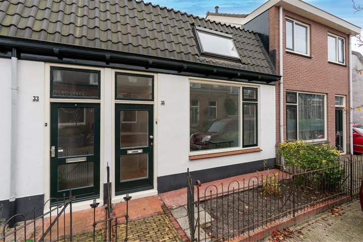 Photo 50 of 1e Nieuwstraat 35