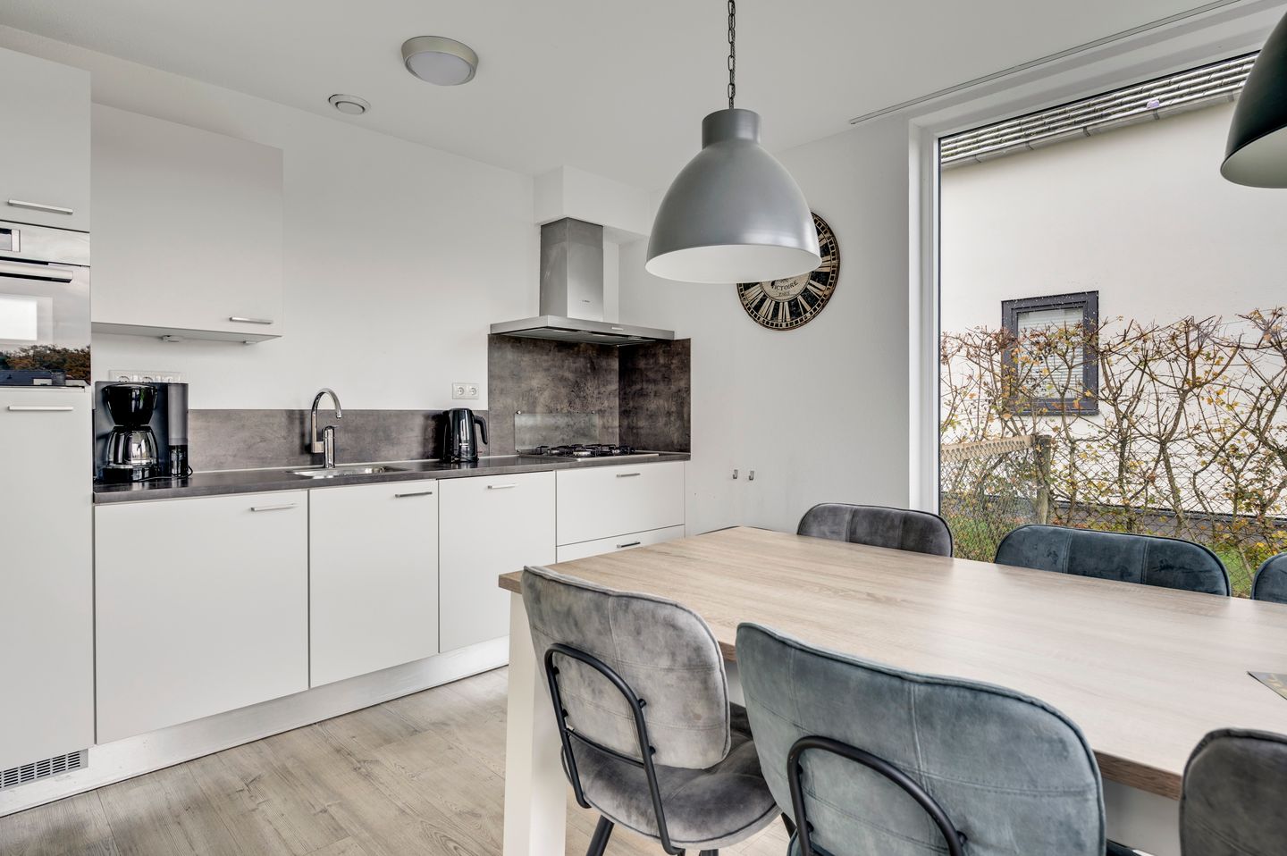 Photo 4 of Buitenhof de Leistert 245