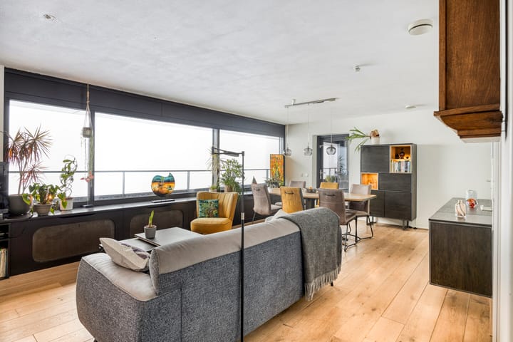 Foto 3 van Cenakel 93