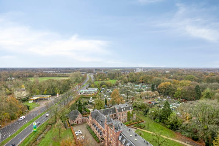 Foto 5 van Cenakel 93