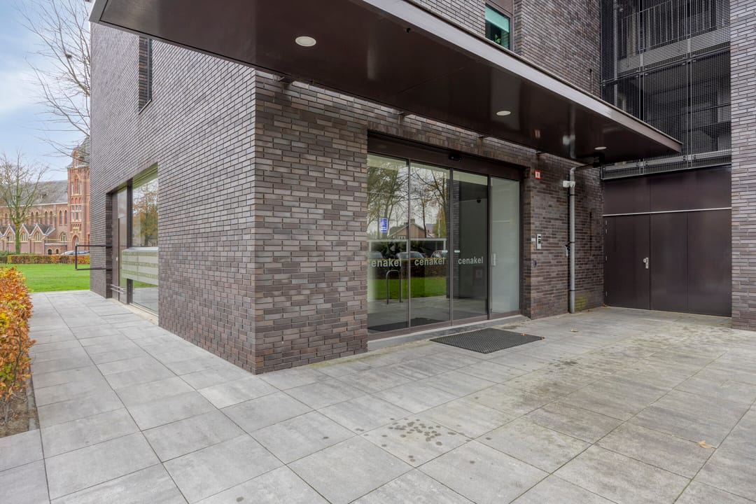 Foto 8 van Cenakel 93