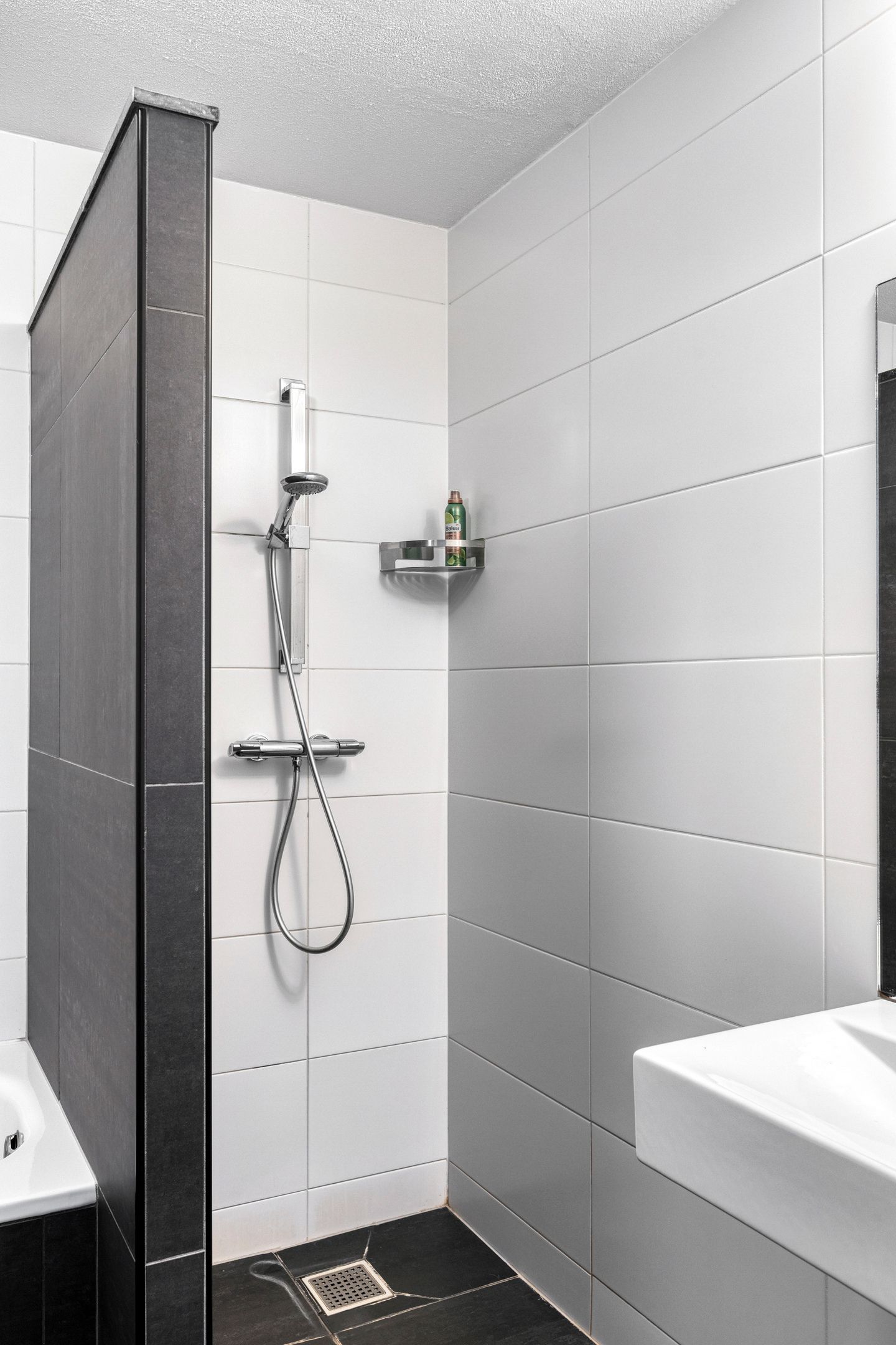 Foto 30 van Cenakel 93