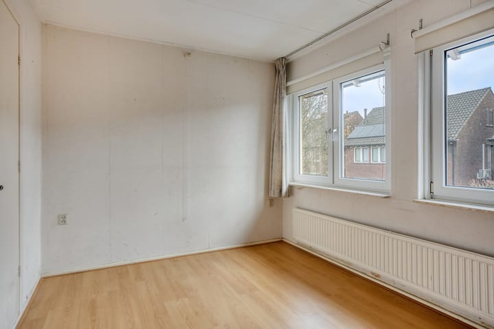 Photo 23 of Irisstraat 26