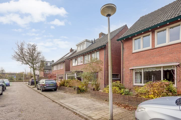 Photo 29 of Irisstraat 26