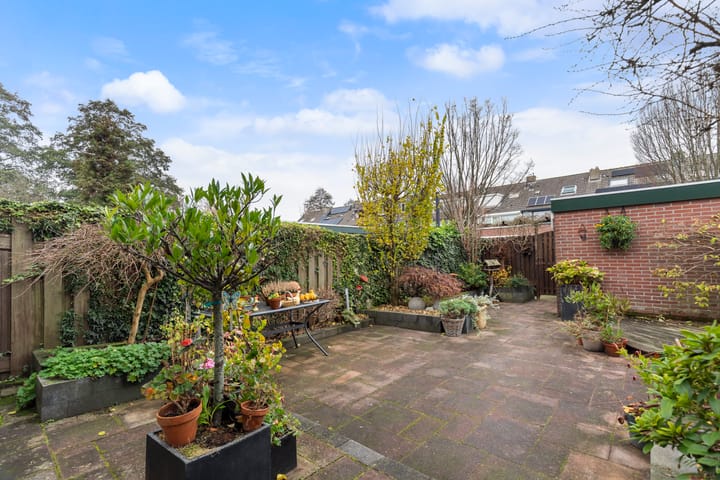 Foto 3 van Weegbree 85