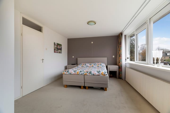 Foto 18 van Weegbree 85