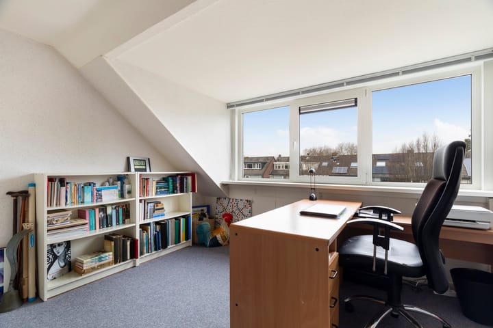 Foto 31 van Weegbree 85