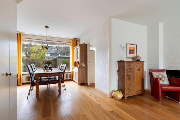 Foto 9 van Weegbree 85