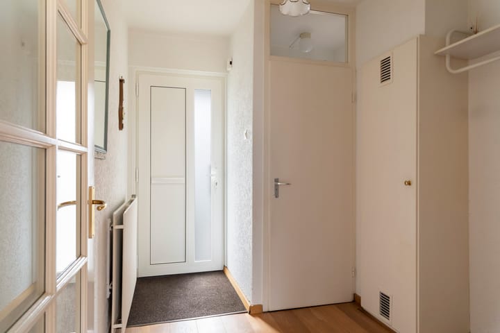 Foto 15 van Weegbree 85