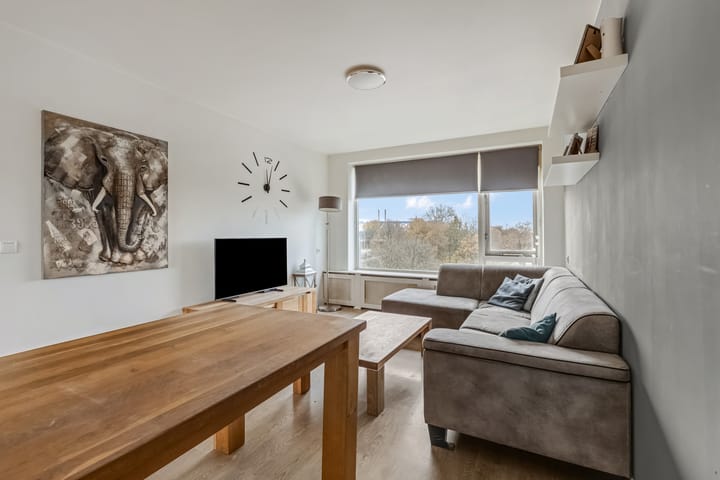 Photo 3 of Aubadestraat 10