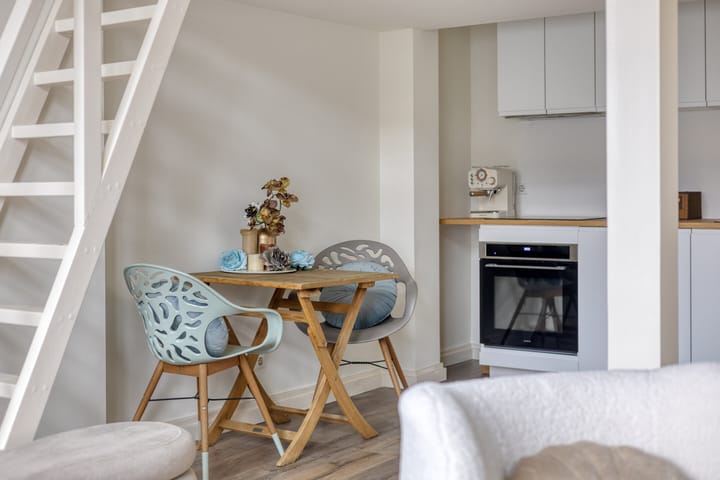 Photo 10 of Sonsbeeksingel 151-A