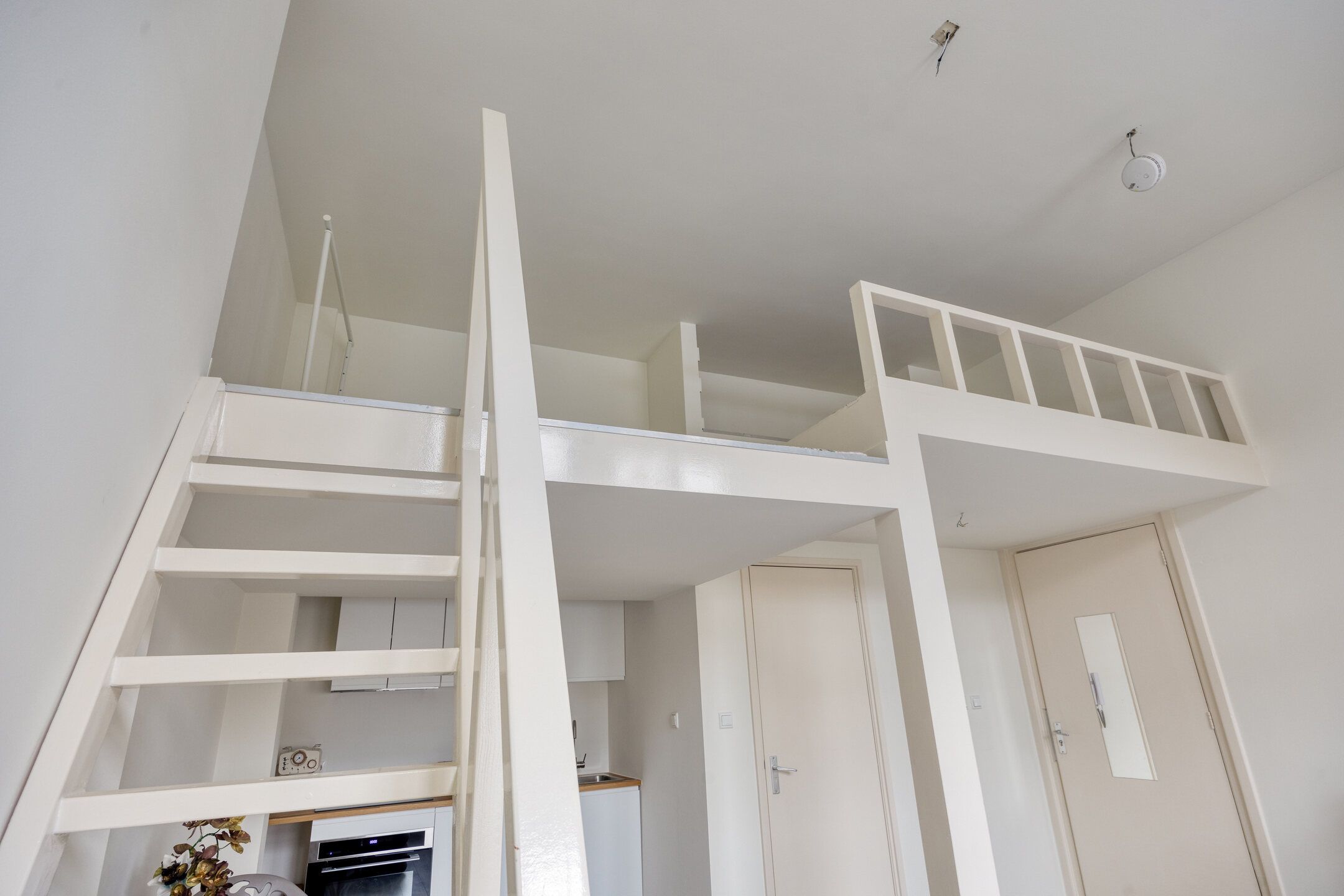 Foto 12 van Sonsbeeksingel 151-A