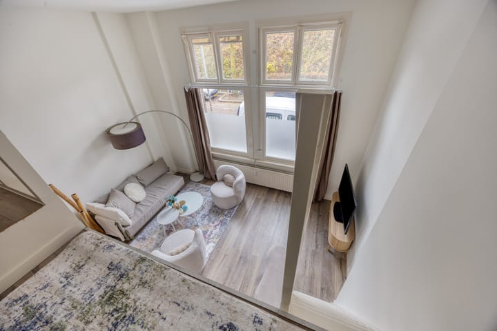 Photo 18 of Sonsbeeksingel 151-A