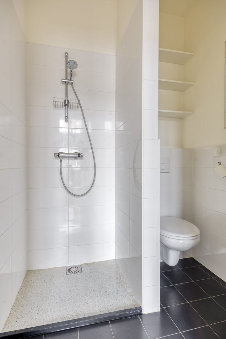 Photo 19 of Sonsbeeksingel 151-A