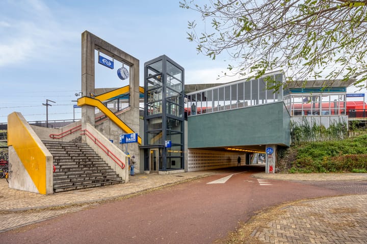 Photo 25 of Sonsbeeksingel 151-A