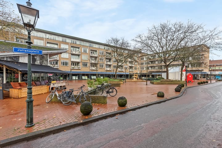 Foto 4 van Julianaplein 18