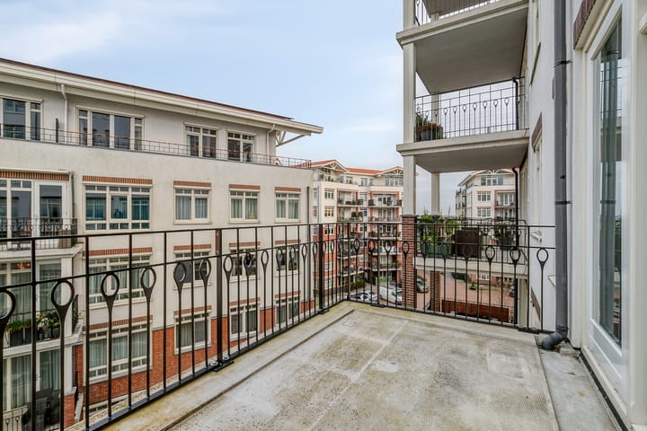 Foto 23 van De Klok 373