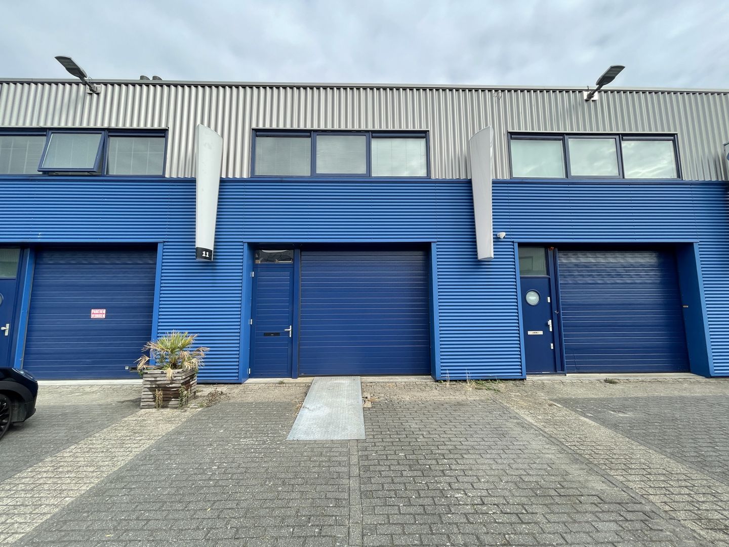 Bekijk foto 1 van Dynamoweg 11