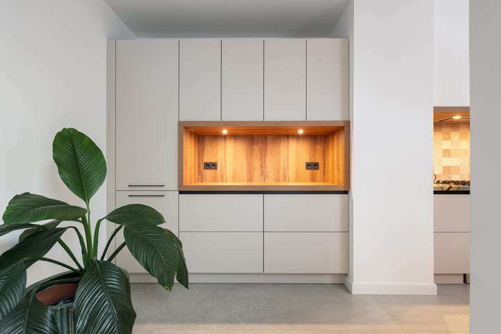 Photo 10 of Lusthofstraat 27-B